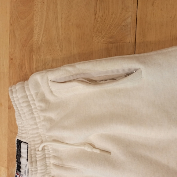 Nike NBA Chicago Bulls Cream Showtime Performance Pants Men's Size Small - Picture 8 of 15